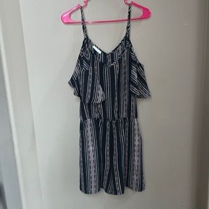 💚 Women’s Patterned Romper